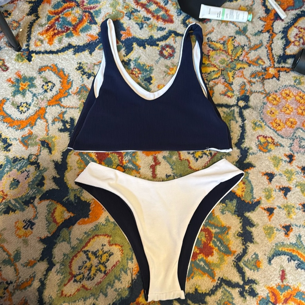 Black Dog Bikinis Handmade Bikini Reversible Ribbed Size L